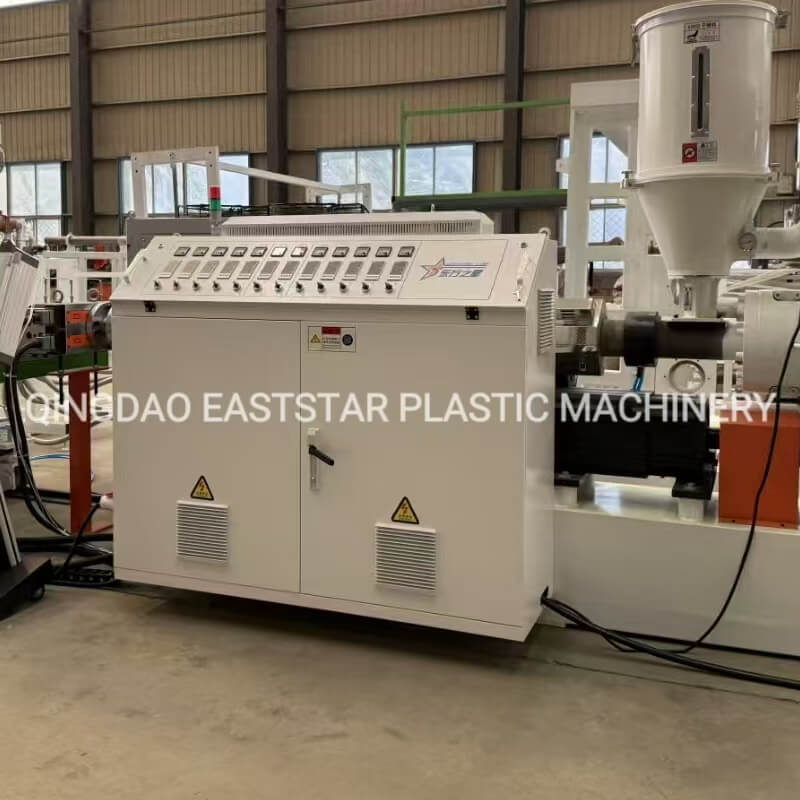 పశువుల పెంపకం కోసం ఒకటి-రెండు PVC ప్రొఫైల్ ఉత్పత్తి లైన్