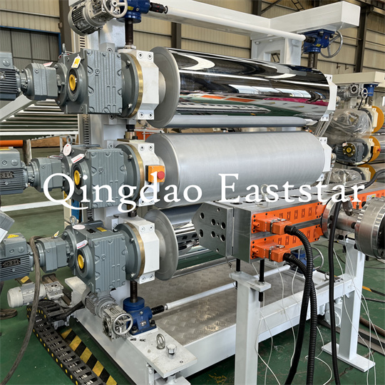 షీట్ త్రీ-రోలర్ క్యాలెండర్ ఫార్మింగ్ మెషిన్