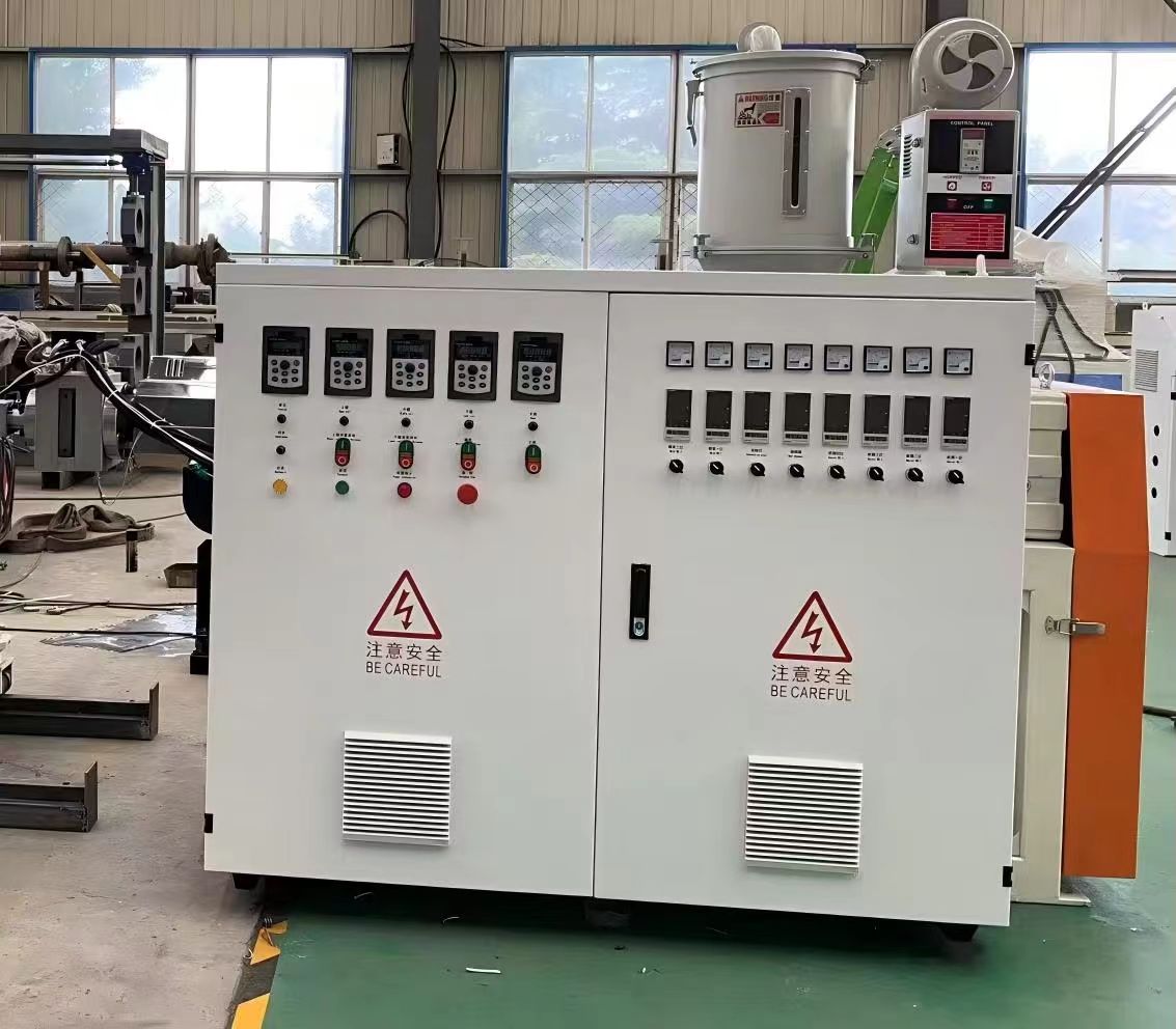 TPE/TPO వాటర్‌స్టాప్ ప్రొడక్షన్ లైన్